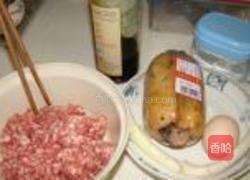 红烧狮子头的做法图解1