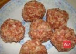 红烧狮子头的做法图解3