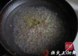 培根莲藕米饼的做法图解3