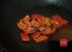 豉椒苦瓜炒素肠的做法图解7