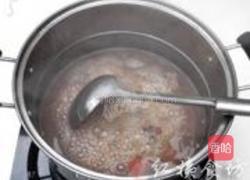 薏米红豆莲子粥的做法图解5