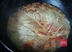 西红柿蛋花面的做法图解5