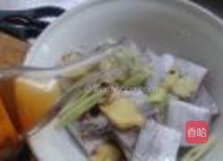 腐竹醋焖带鱼的做法图解1