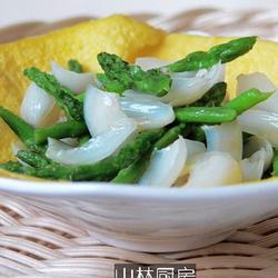百合炒芦笋头的做法[图]