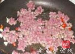 菠萝芯牛粒生菜包的做法图解3