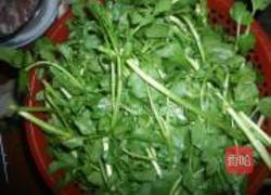 鱼肠虾丸浸西洋菜的做法图解3