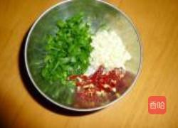 青椒黄瓜拌皮蛋的做法图解5