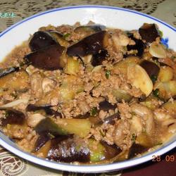 肉末口菇烧茄子的做法[图]