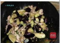 肉末口菇烧茄子的做法图解7