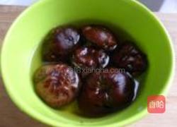 香菇小白菜的做法图解1