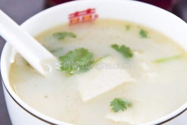 鲫鱼豆腐汤