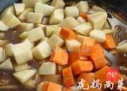 土豆烧牛肉的做法图解4