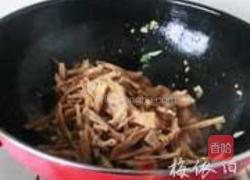 干笋肥肠的做法图解5