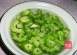 香辣鸡丝拌苦瓜的做法图解7