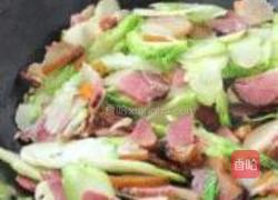 腊肉炒芥菜疙瘩的做法图解5