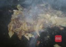 咸菜西芹炒牛肉的做法图解7