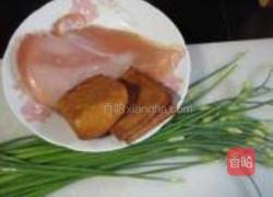 香干鸡丝炒蒜苗的做法图解1