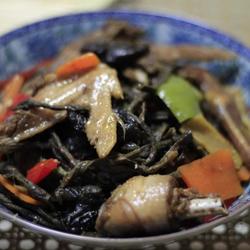 干锅啤酒鸡的做法[图]