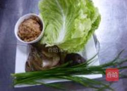 虾肉白菜包的做法图解1