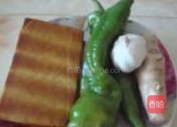 腊肉炒香干的做法图解1