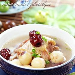 鲜莲红枣水鸭汤的做法[图]