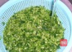 芹菜猪肉水饺的做法图解4