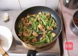 四季豆炒肉的做法图解6