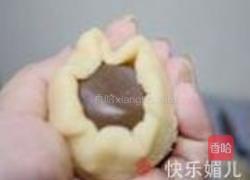 莲蓉蛋黄月饼的做法图解9