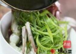 葱油倒立蟹的做法图解6
