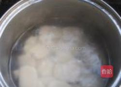 酒酿煮年糕的做法图解1