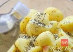 黑椒橄榄油烤小土豆的做法图解3