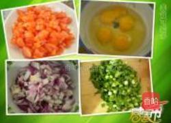洋葱西红柿鸡蛋浇饭的做法图解1