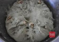 抹茶核桃圆面包的做法图解5