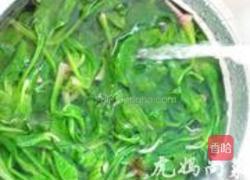 蛋皮菠菜的做法图解2