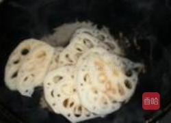 糖醋藕片的做法图解4