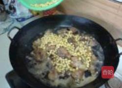 红烧黄豆猪蹄的做法图解6