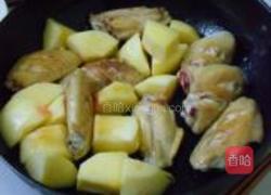 苹果烧鸡翅的做法图解5