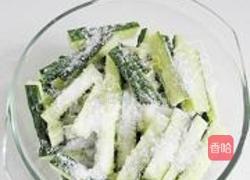蒜香瓜条的做法图解5