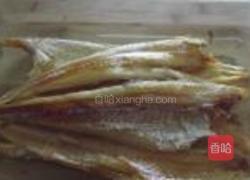 炝拌明太鱼干的做法图解3