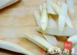 白芦笋炒鸡丁的做法图解3