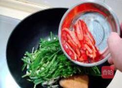 韭菜炒鱿鱼的做法图解10
