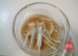 韭菜炒鱿鱼的做法图解5