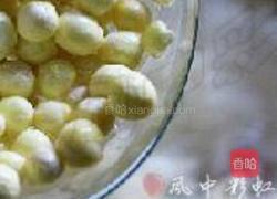 芡实银耳羹的做法图解3