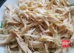 凉拌麻辣鸡丝的做法图解1