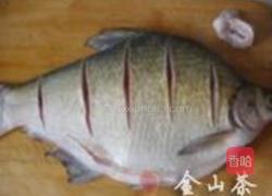 清蒸武昌鱼的做法图解2