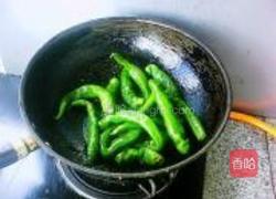 油焖虎皮尖椒的做法图解3