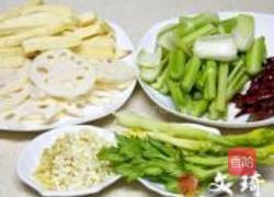 窝蛋血旺的做法图解3