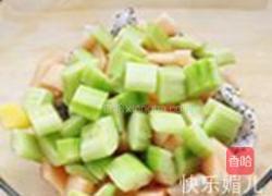 水果海鲜沙拉的做法图解6