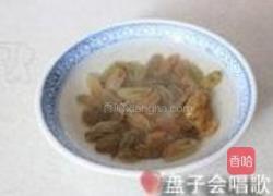 酒酿烤面包布丁的做法图解2