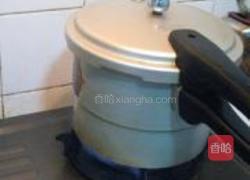 茶树菇炖排骨的做法图解6